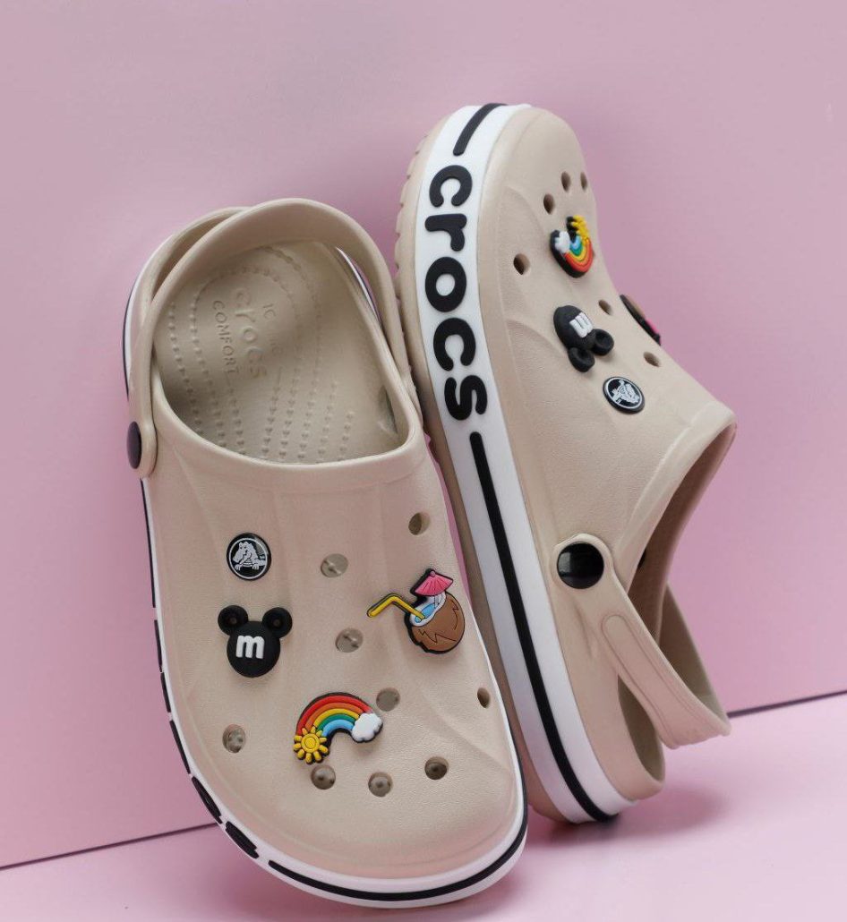  Crocs sandals export