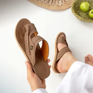 صندل عربی مردانه قهوه‌ای