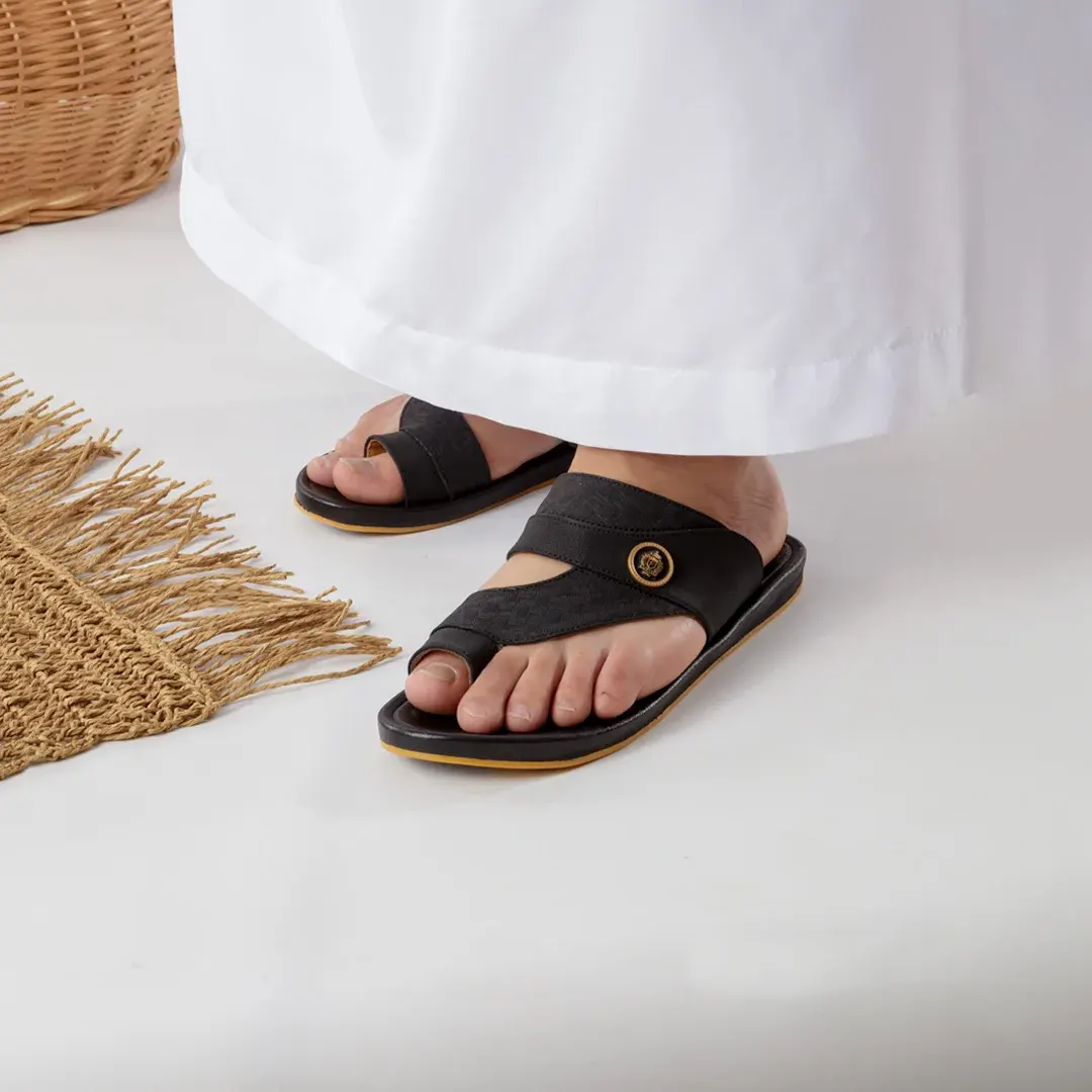 صندل عربی مردانه مشکی