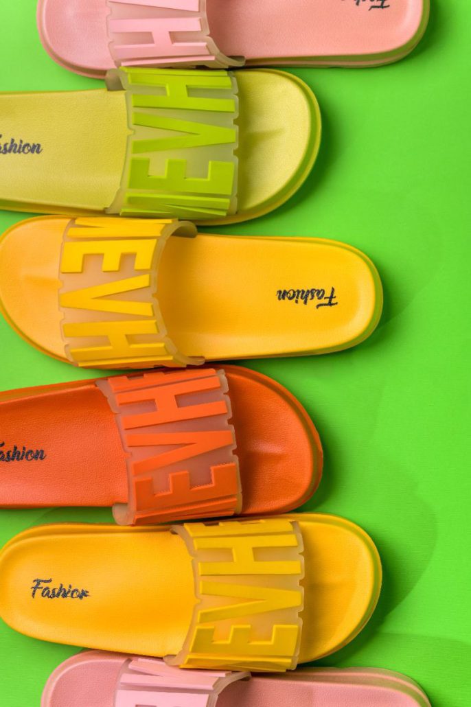 دمپایی زنانه ضدآب عمده